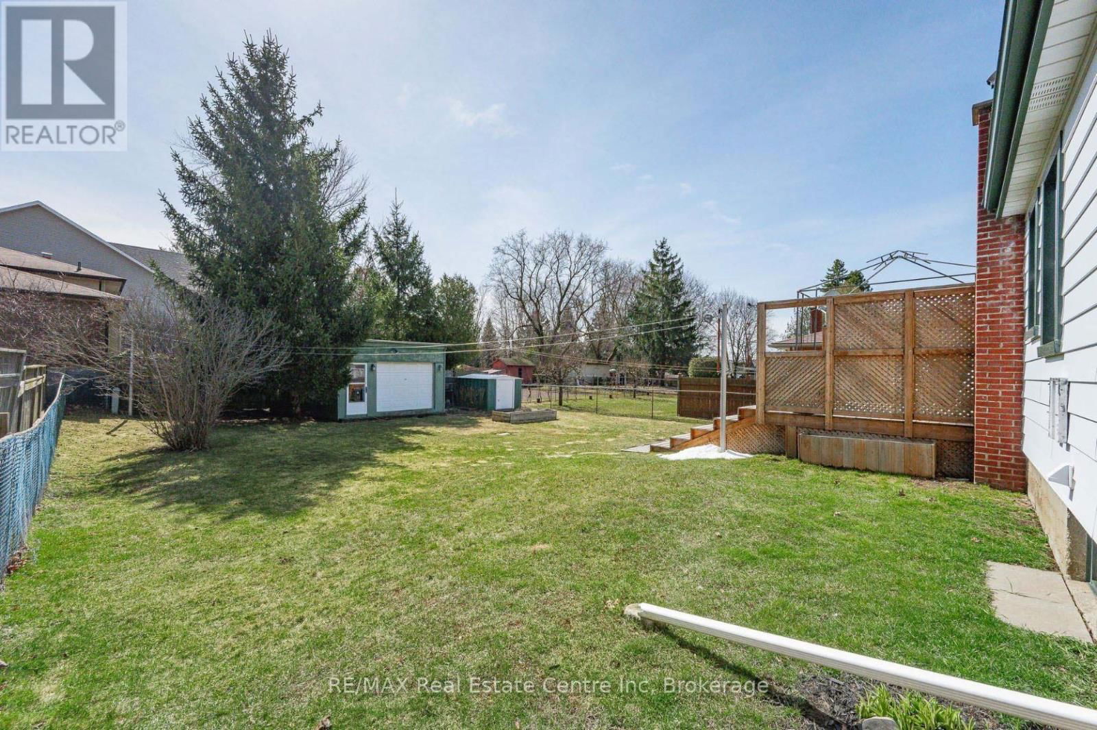 513 SPEEDVALE AVENUE EAST Image 22