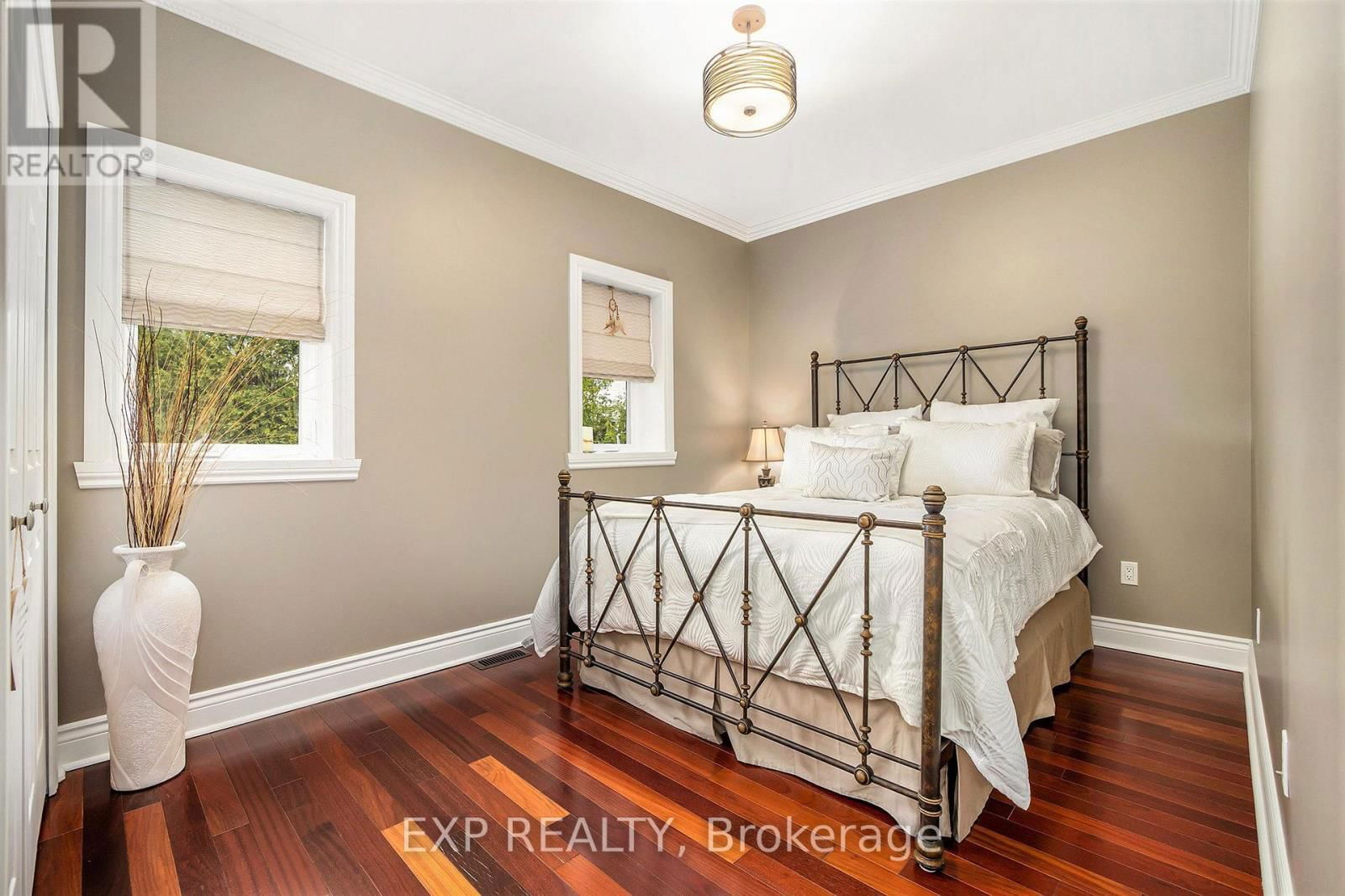 76 BRIGHTSIDE AVENUE Image 24