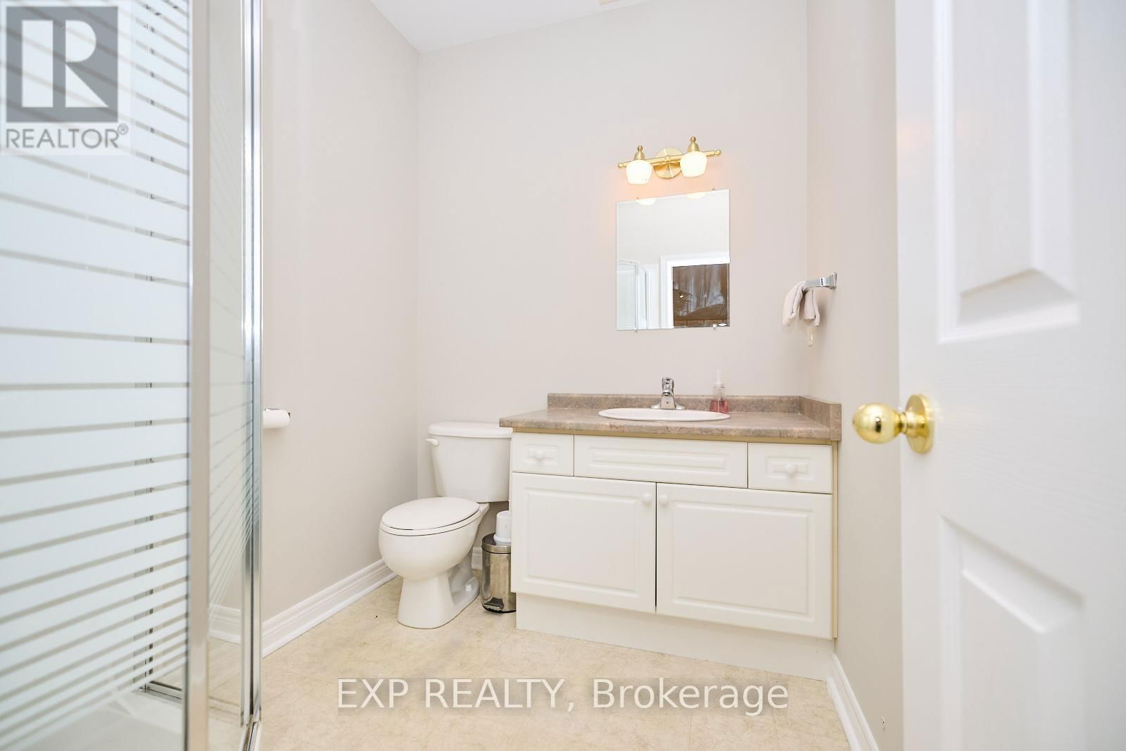 23 - 5595 DRUMMOND ROAD Image 16