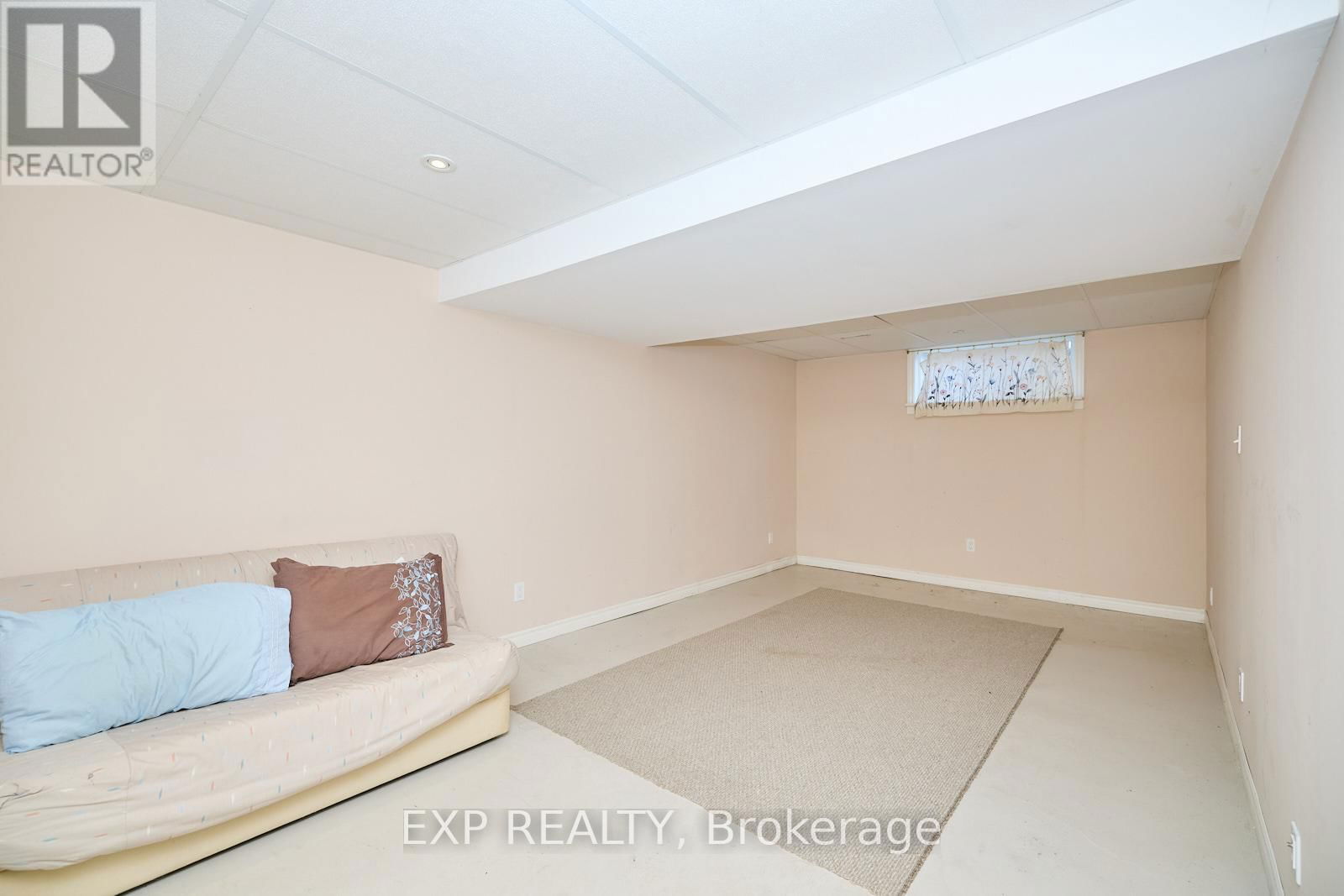 23 - 5595 DRUMMOND ROAD Image 18