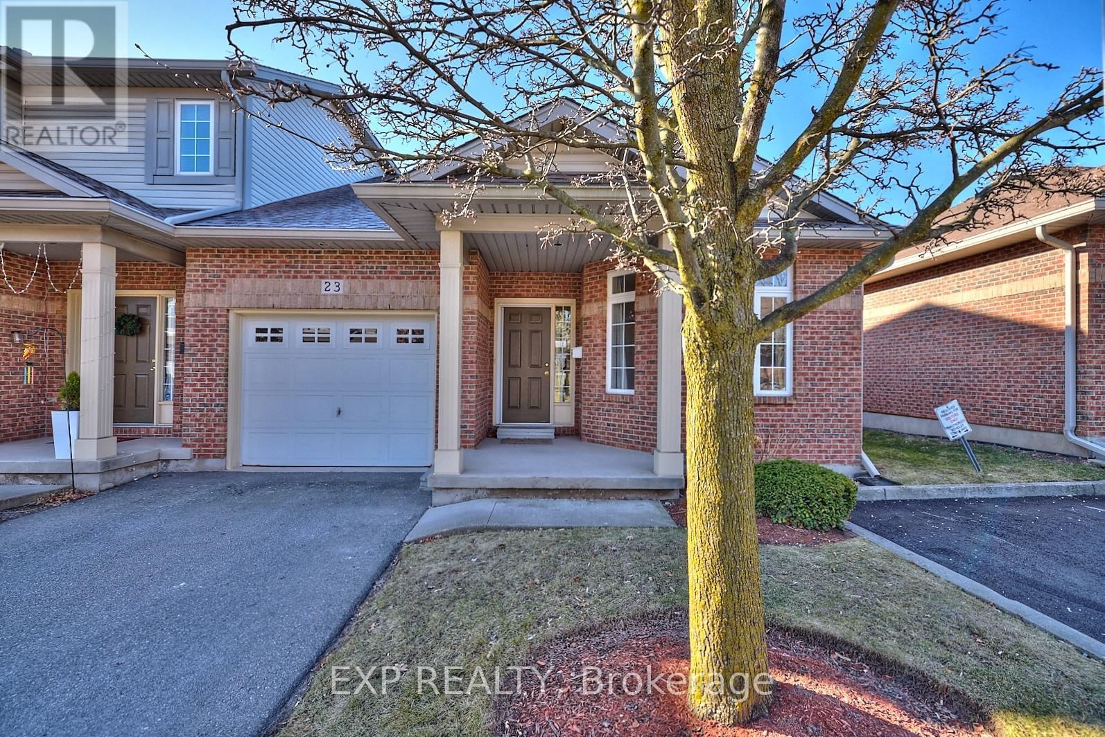 23 - 5595 DRUMMOND ROAD Image 3