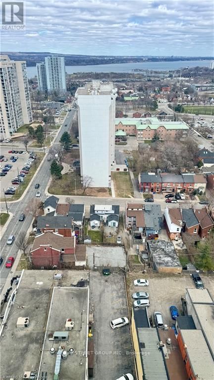 1909 - 15 QUEEN STREET SOUTH Image 31