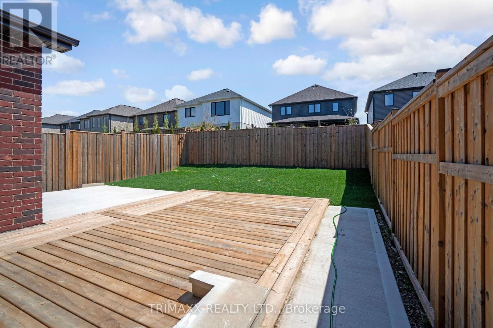39 LOXLEIGH LANE Image 43