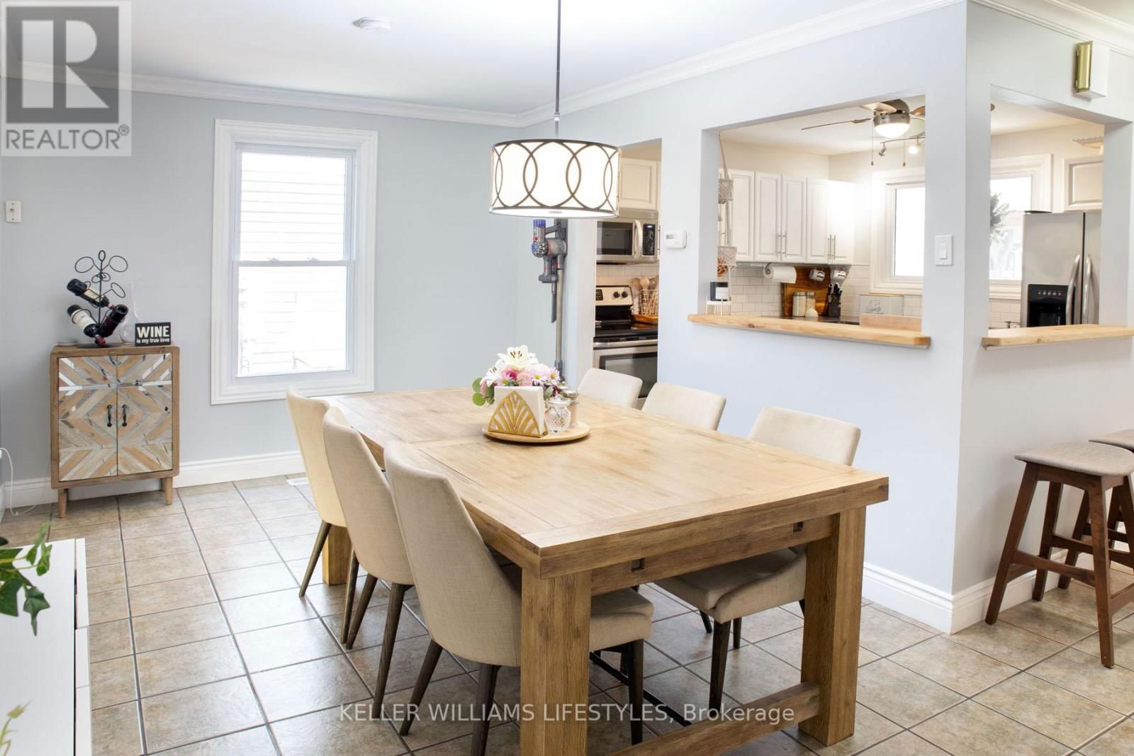 5 WINDING WOODS CRESCENT Image 12
