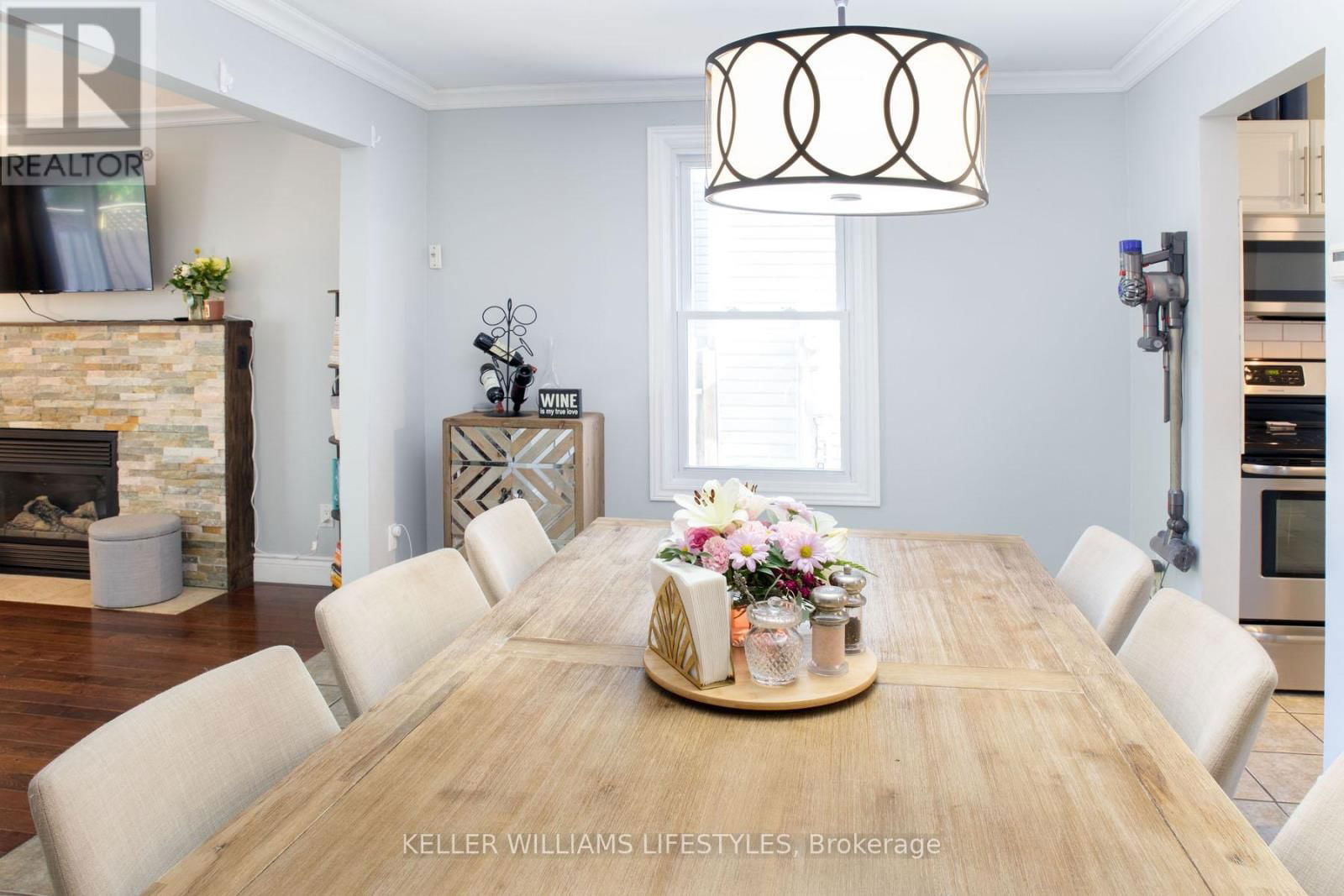 5 WINDING WOODS CRESCENT Image 13
