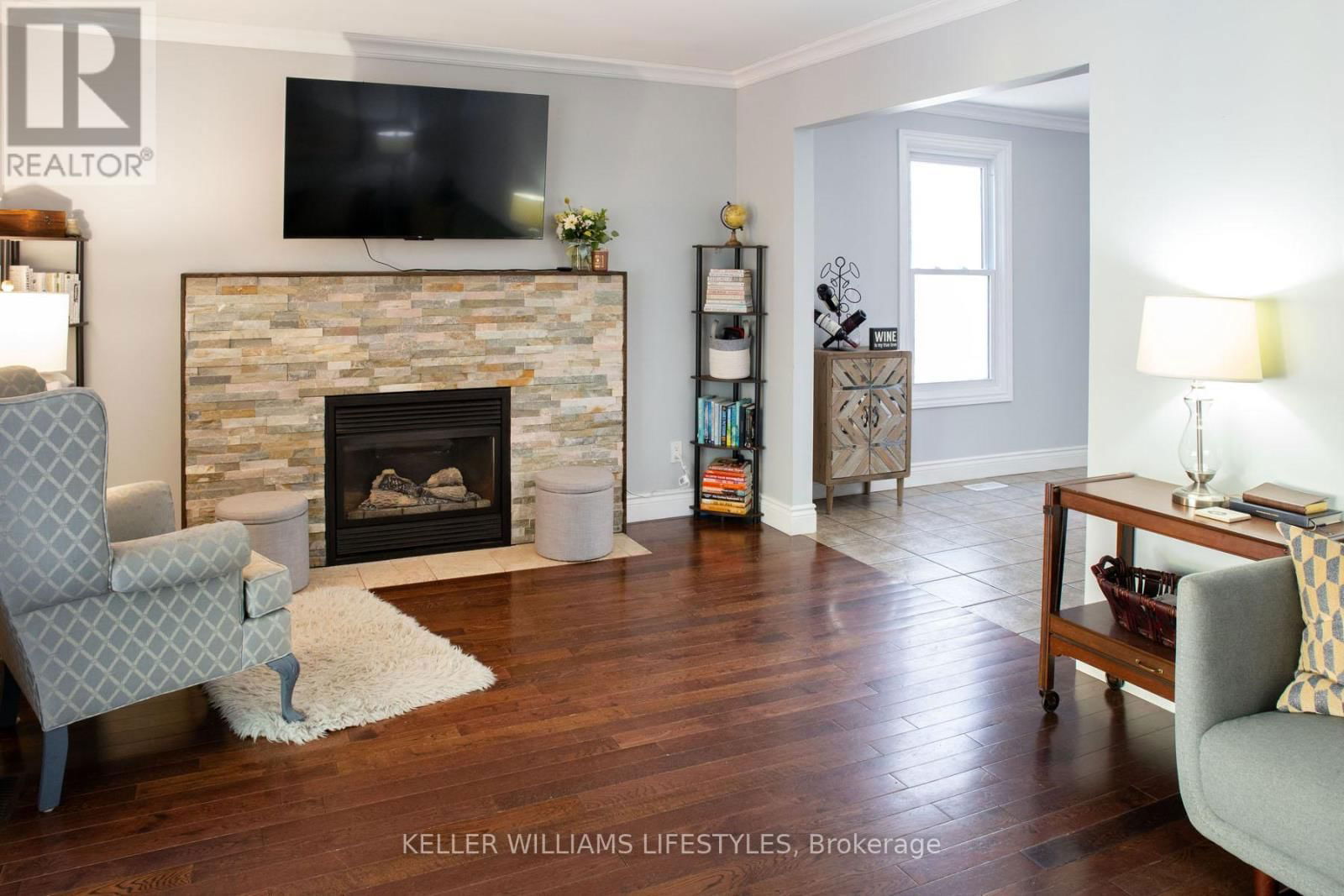 5 WINDING WOODS CRESCENT Image 18