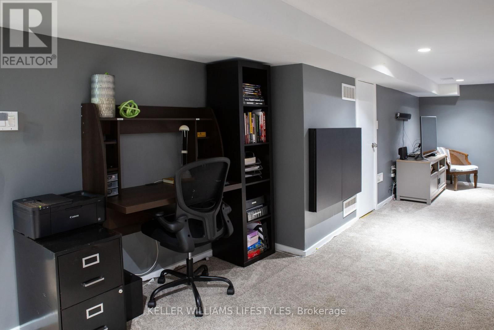5 WINDING WOODS CRESCENT Image 34