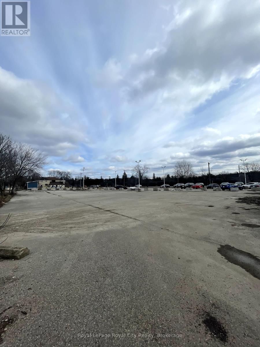 700 YORK ROAD Image 1