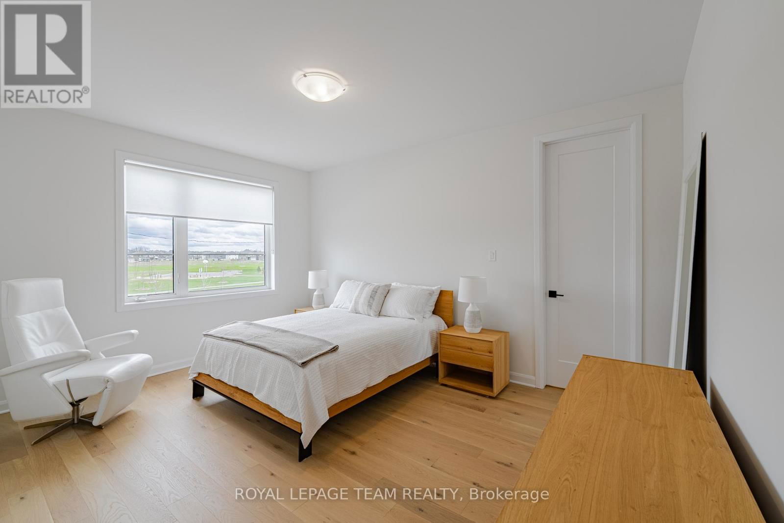 2055 WANDERER AVENUE Image 27