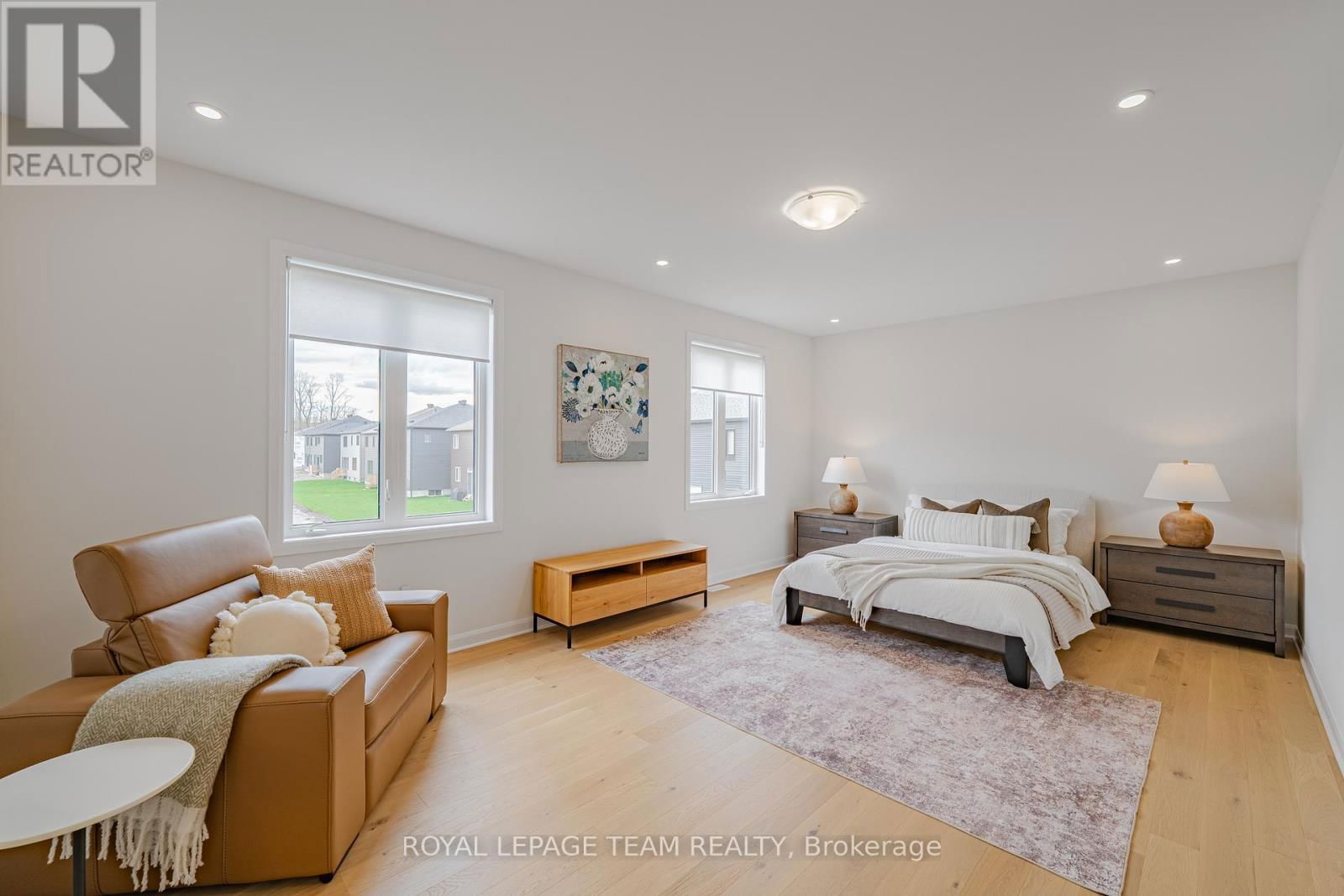 2055 WANDERER AVENUE Image 36