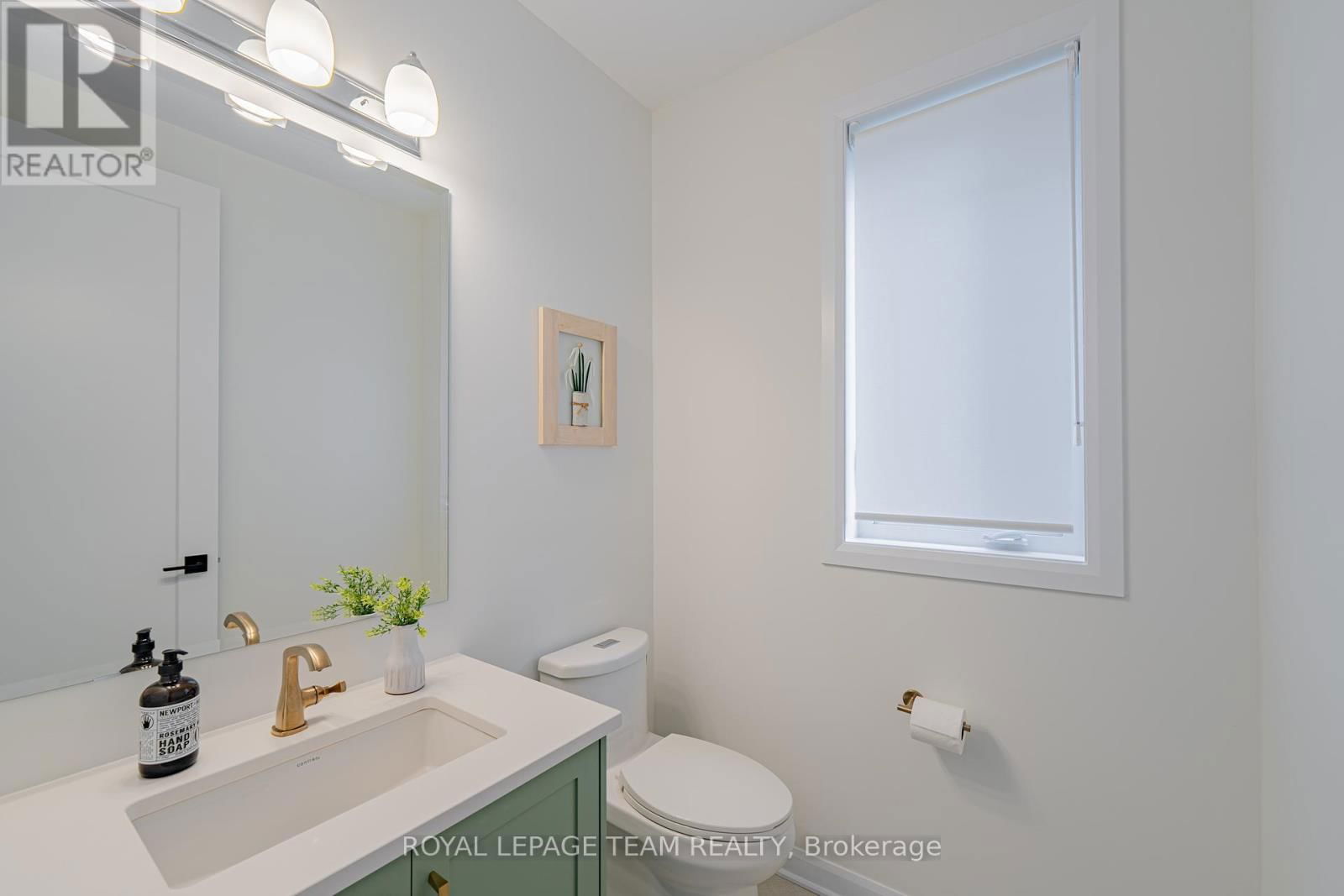 2055 WANDERER AVENUE Image 7