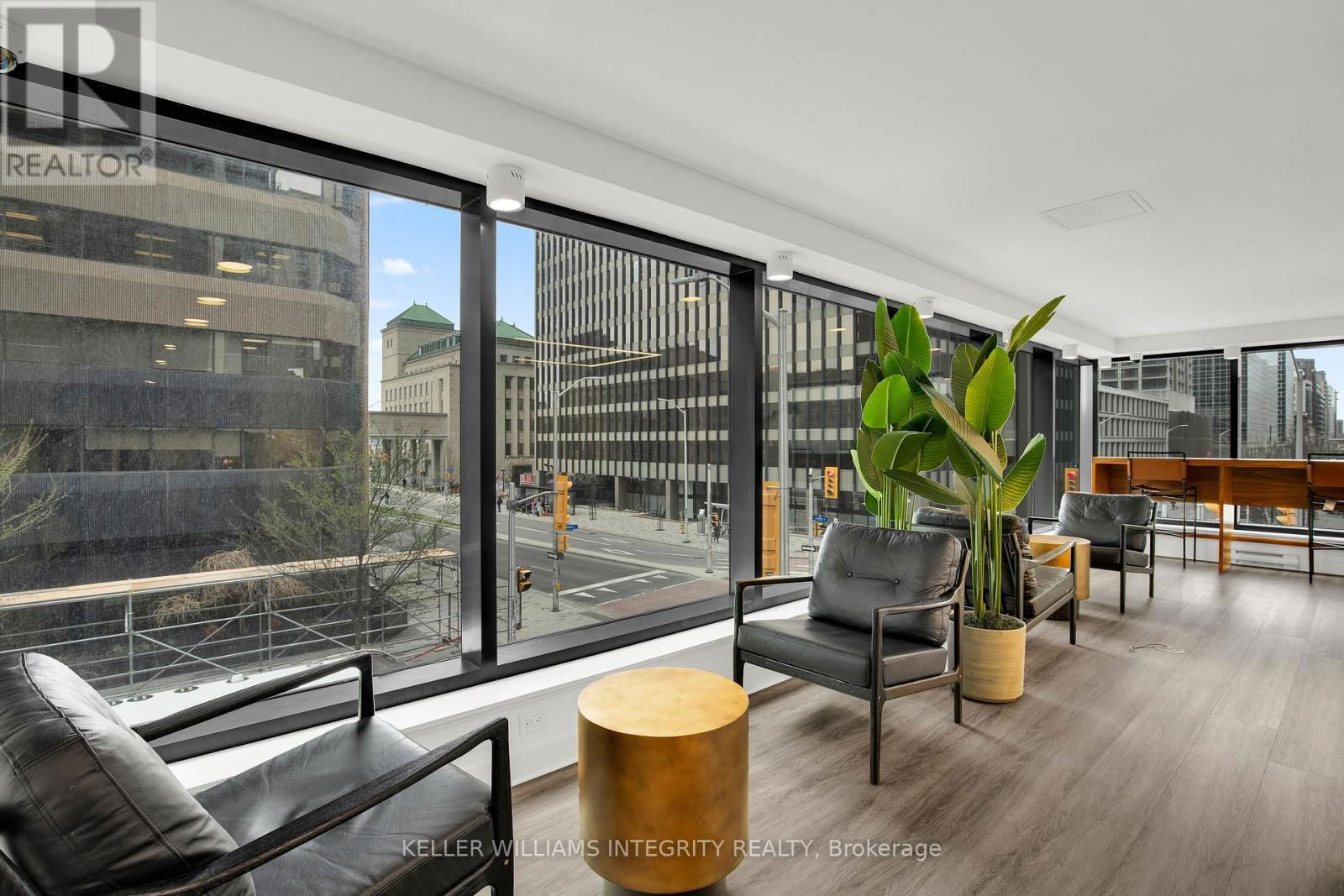 1409 - 340 QUEEN STREET Image 36