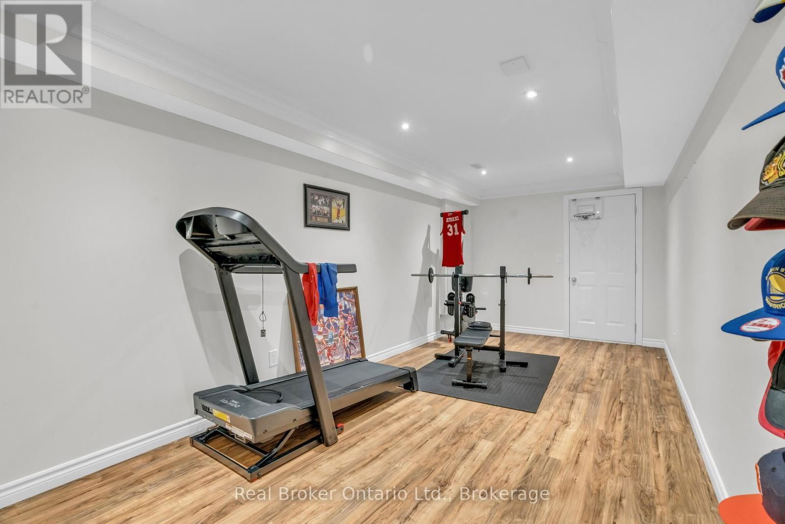 26 SINCLAIR STREET Image 33