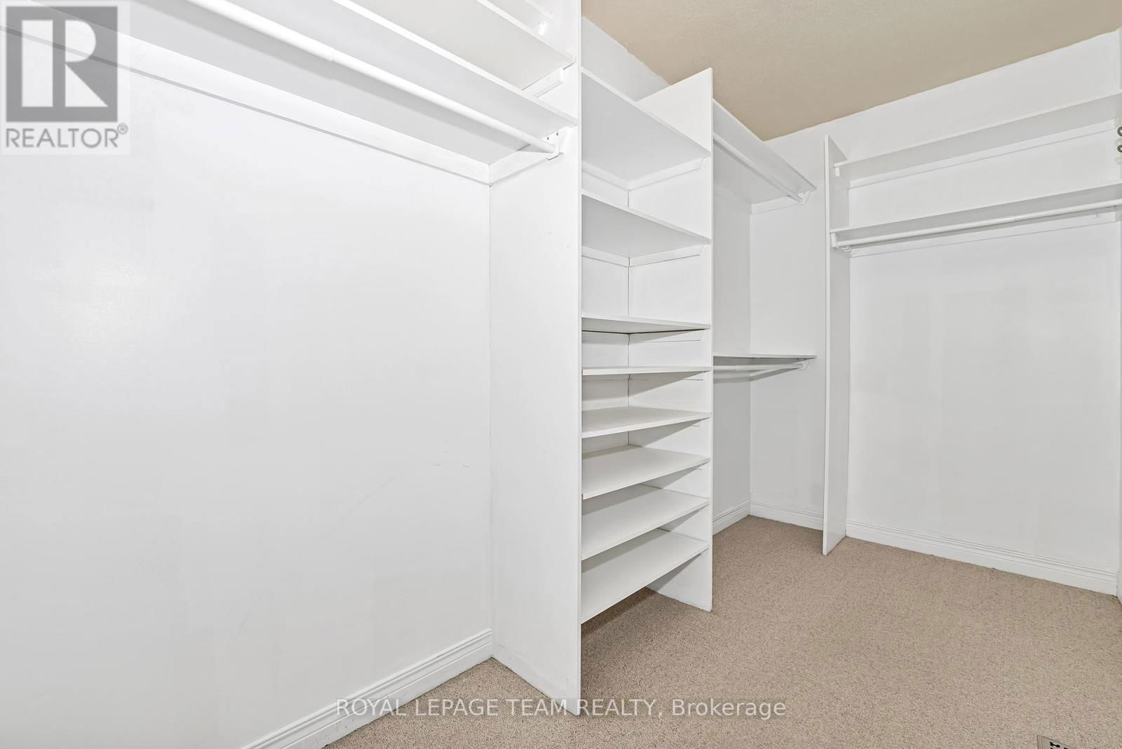 2 PEREGRINE CRESCENT Image 25