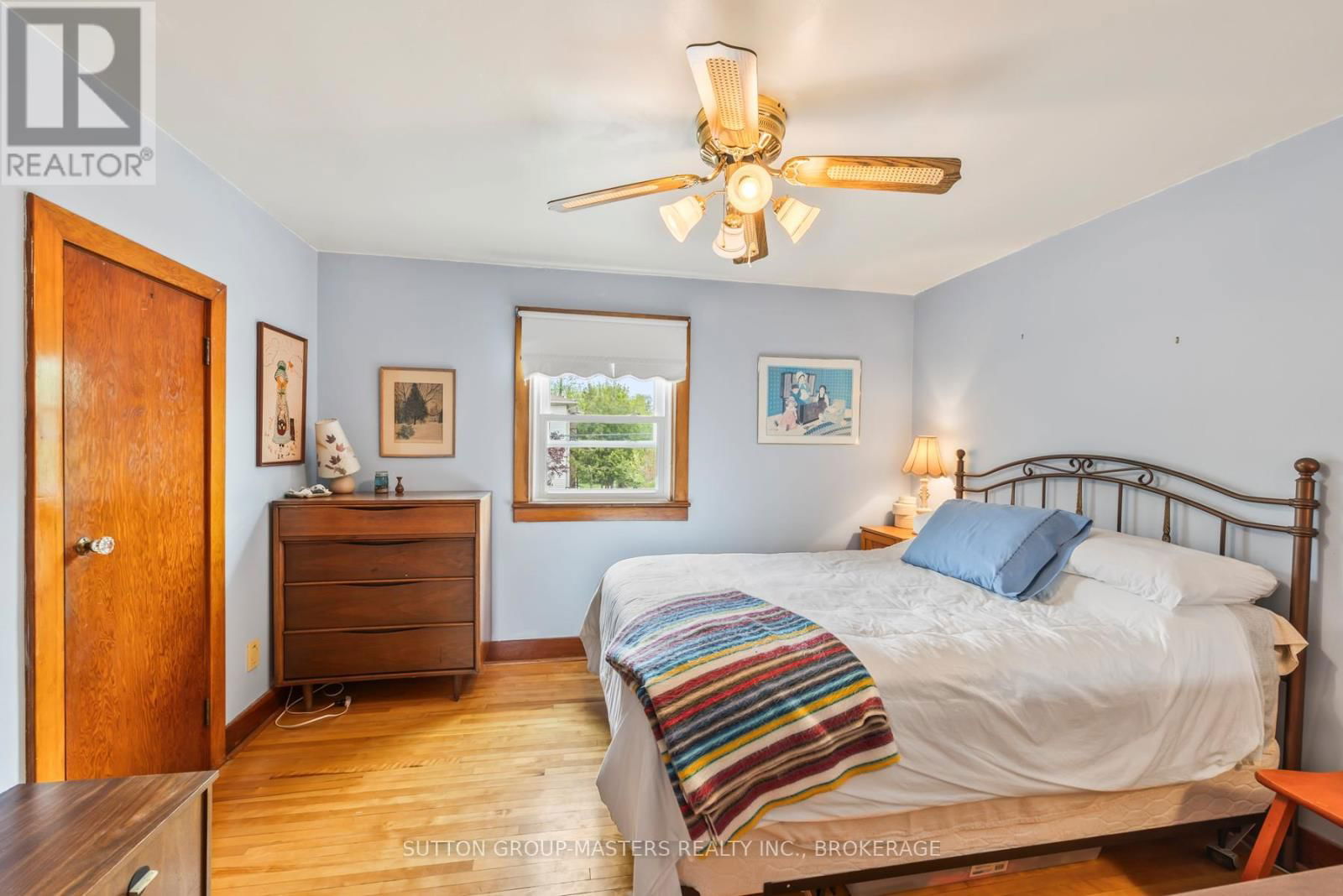 284 HELEN STREET Image 32