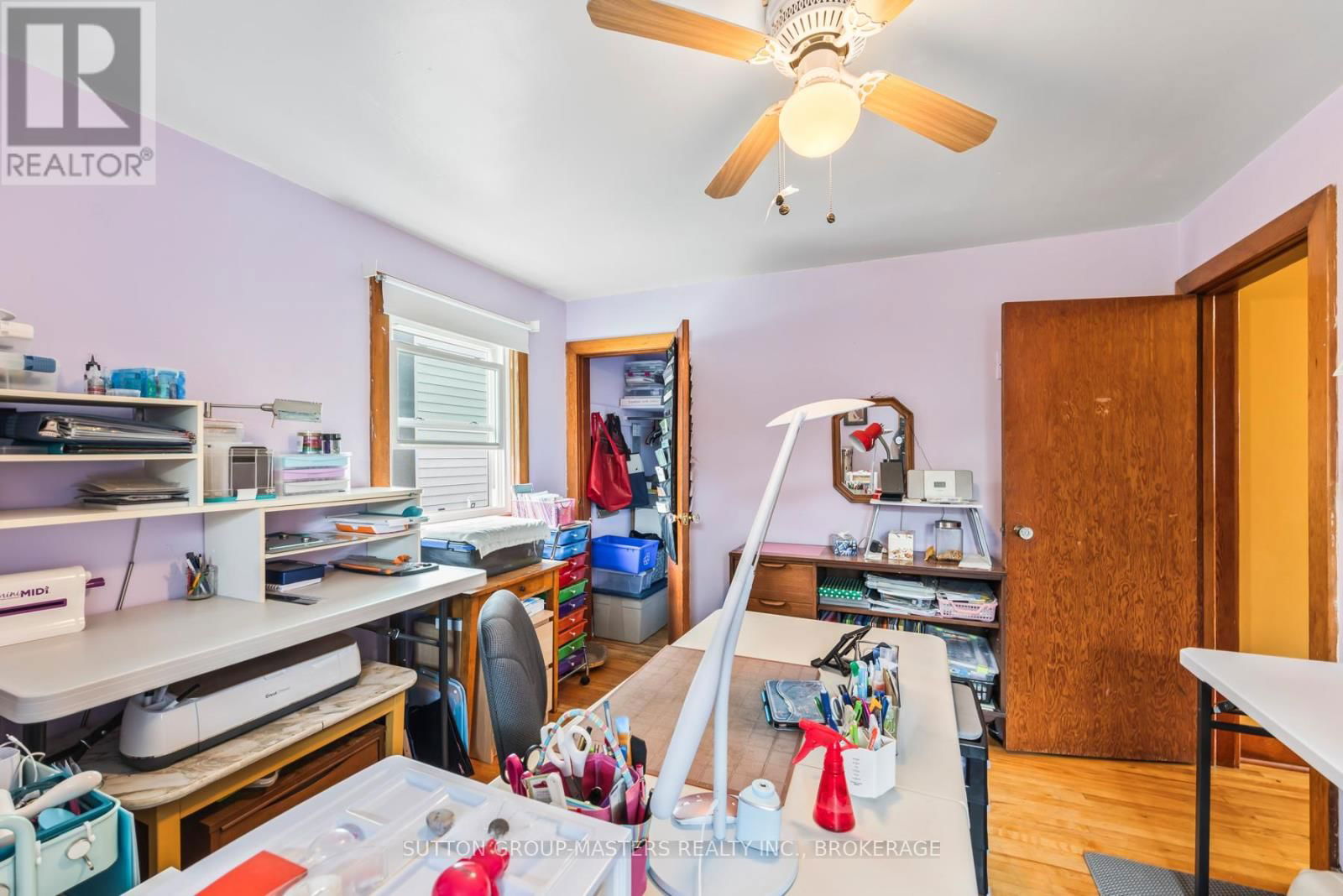284 HELEN STREET Image 37