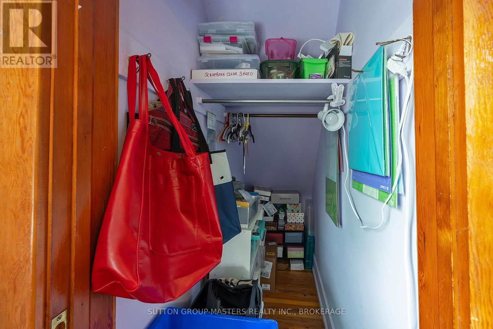 284 HELEN STREET Image 38