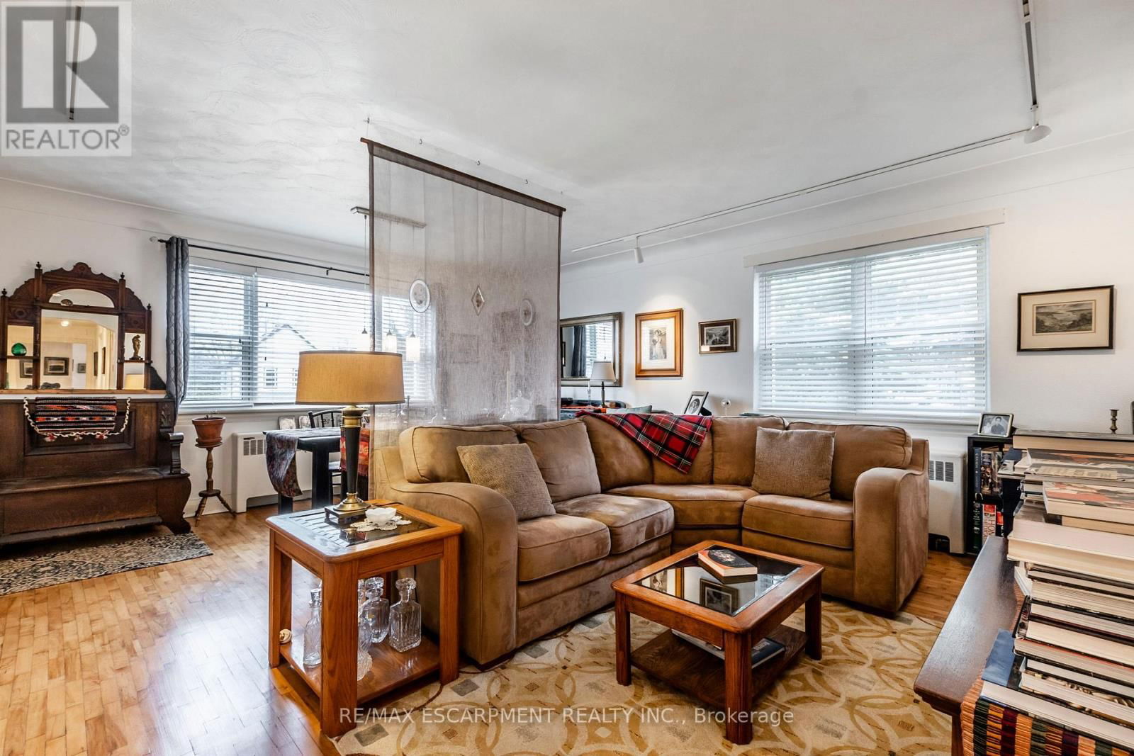 13 MCMASTER AVENUE Image 14