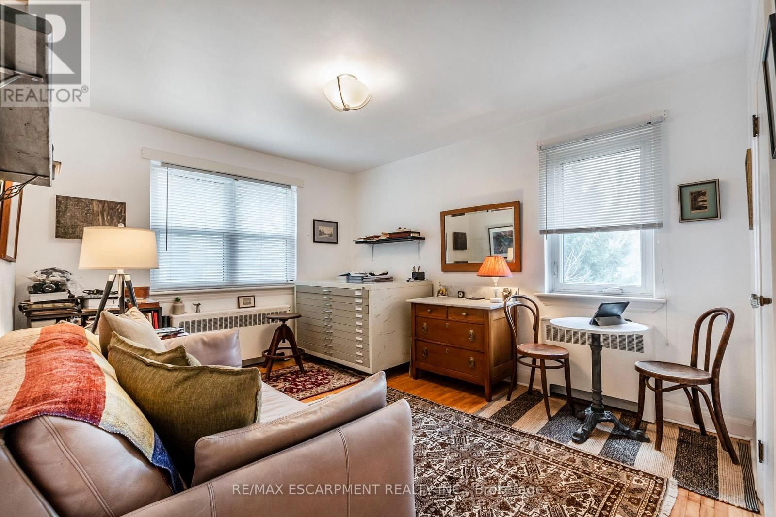 13 MCMASTER AVENUE Image 20
