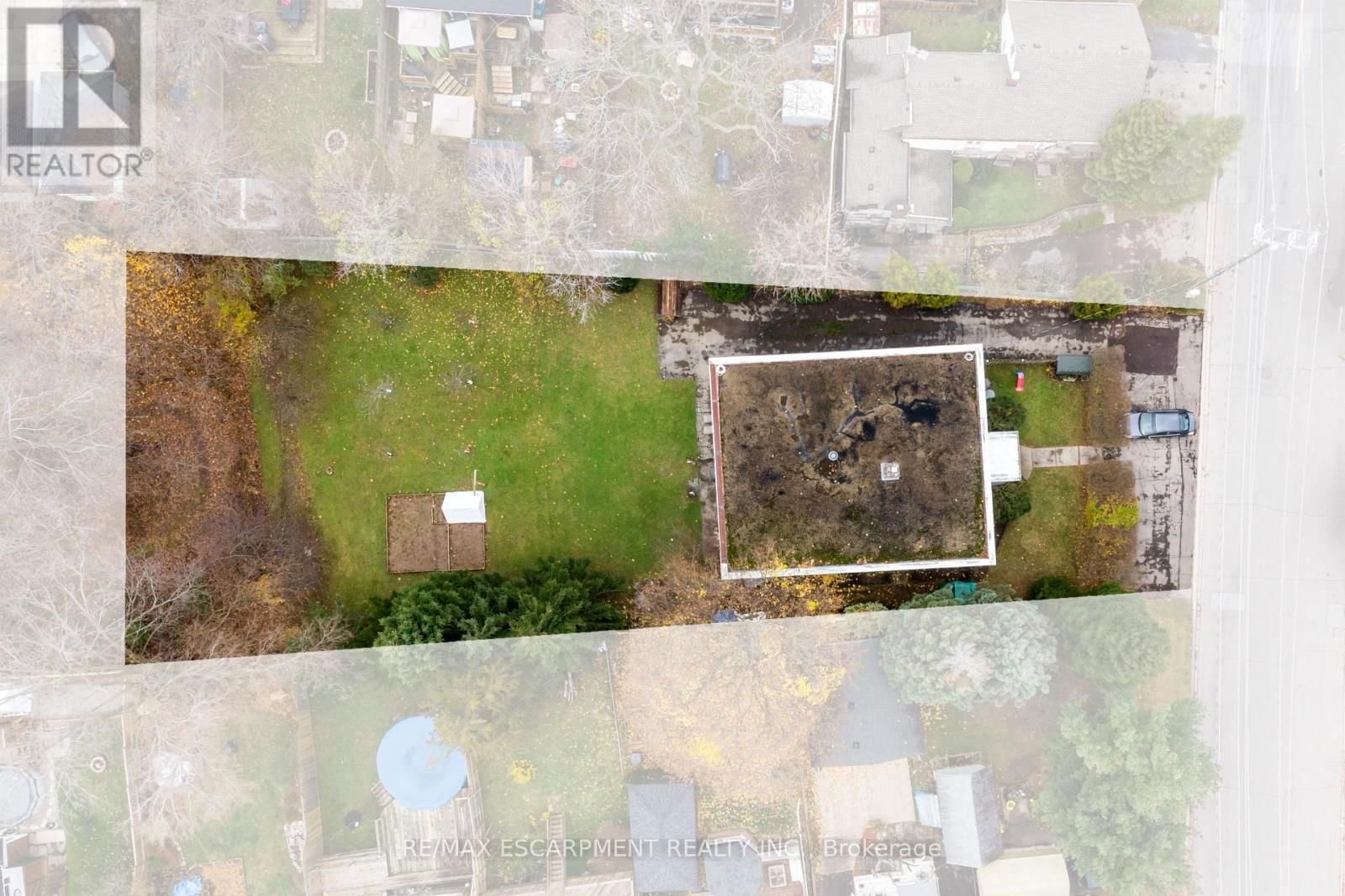 13 MCMASTER AVENUE Image 3