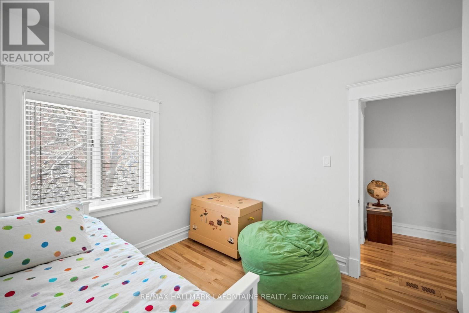 143 BLACKBURN AVENUE Image 20