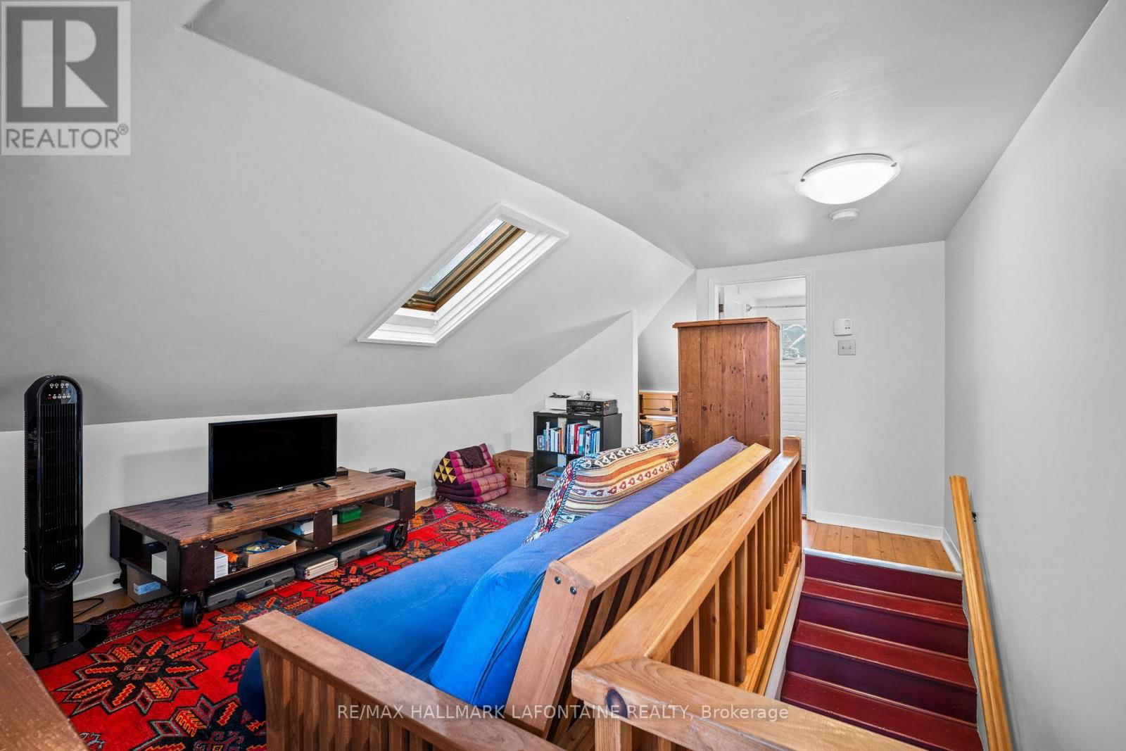 143 BLACKBURN AVENUE Image 24
