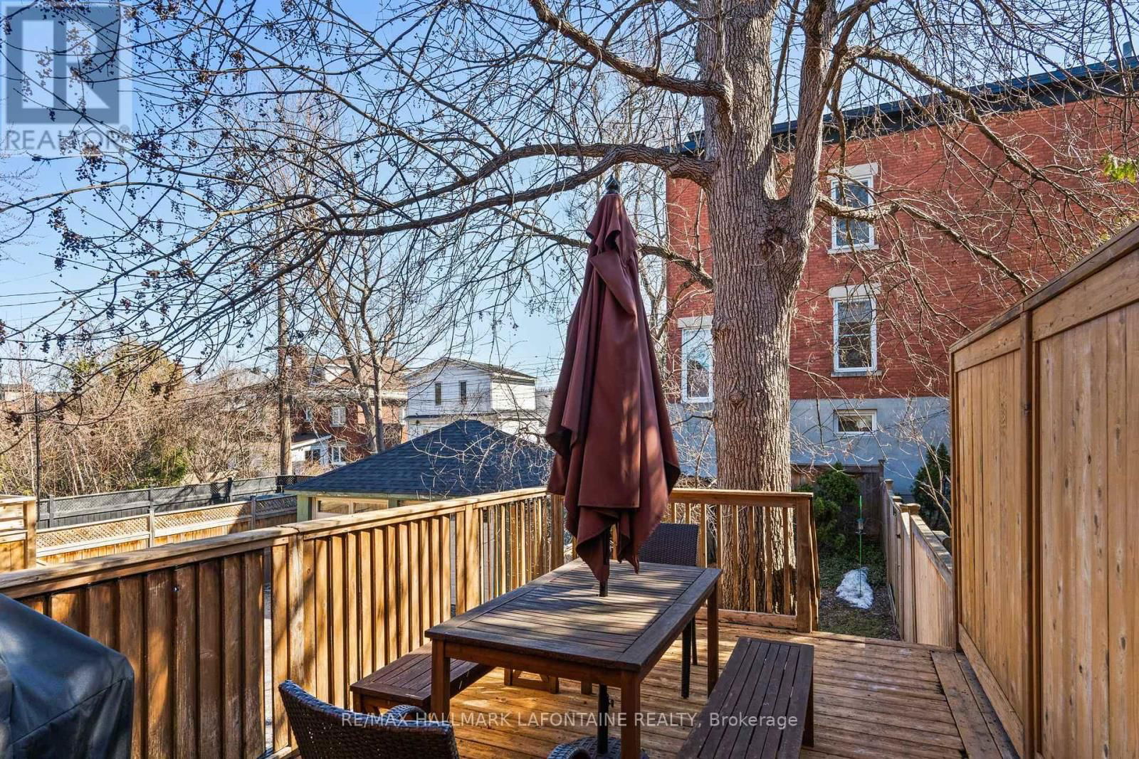 143 BLACKBURN AVENUE Image 32