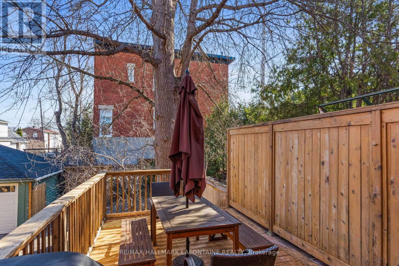 143 BLACKBURN AVENUE Image 33