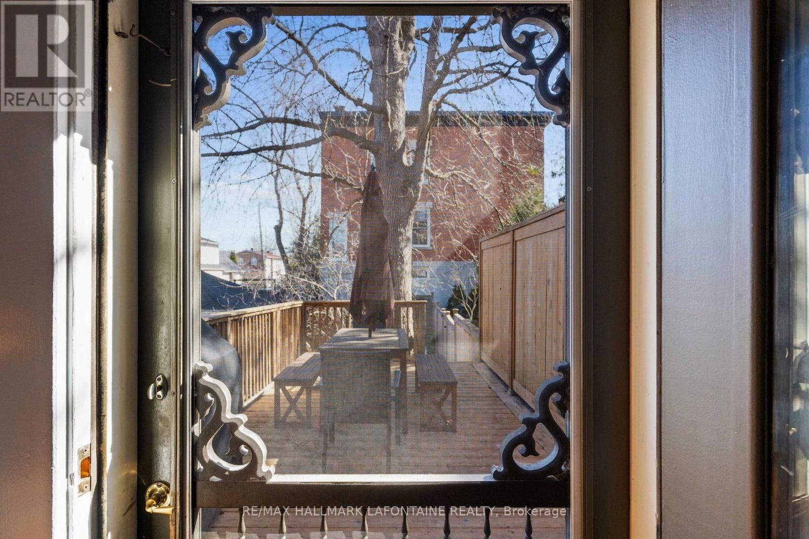 143 BLACKBURN AVENUE Image 35