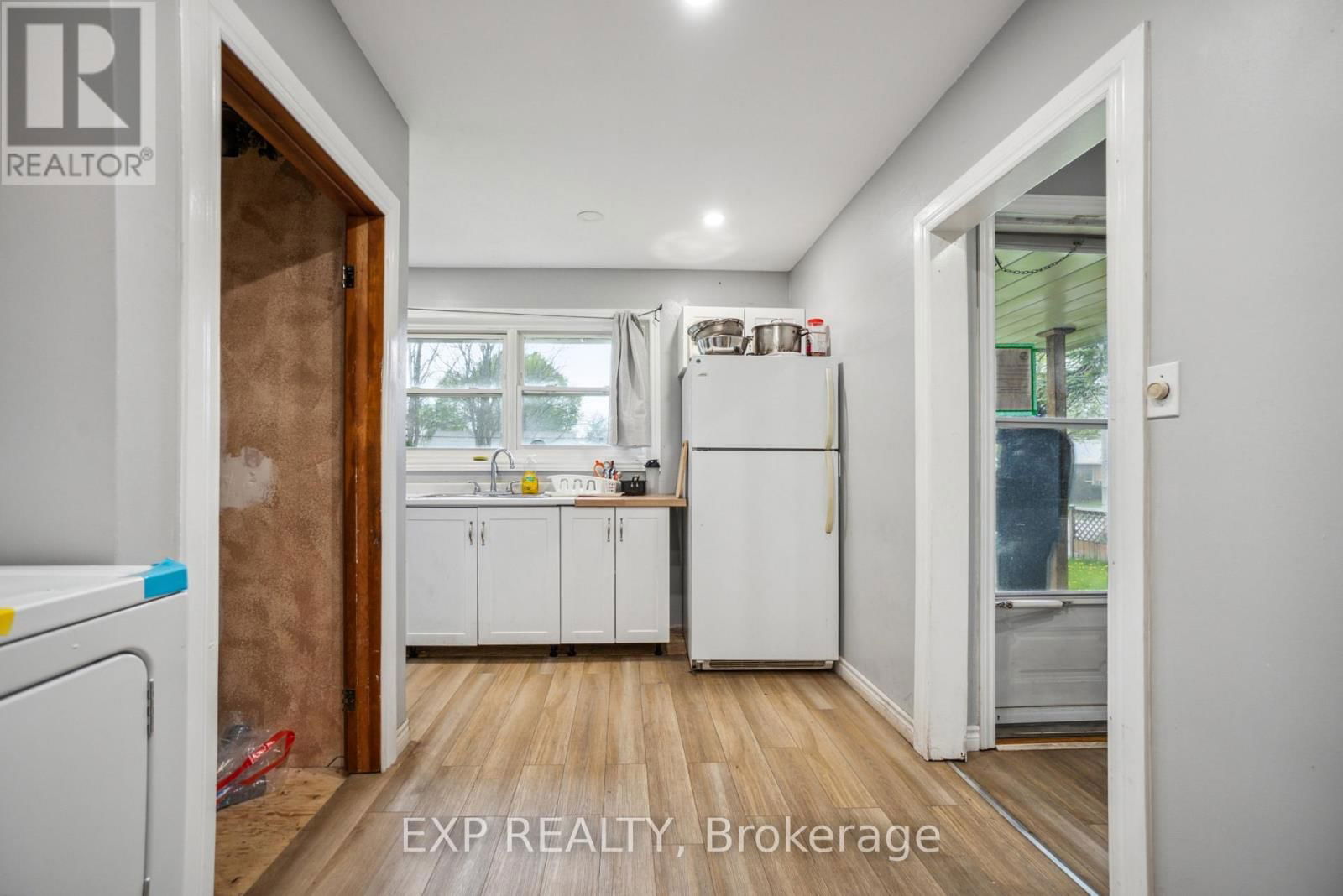 97 GILBERT STREET Image 10