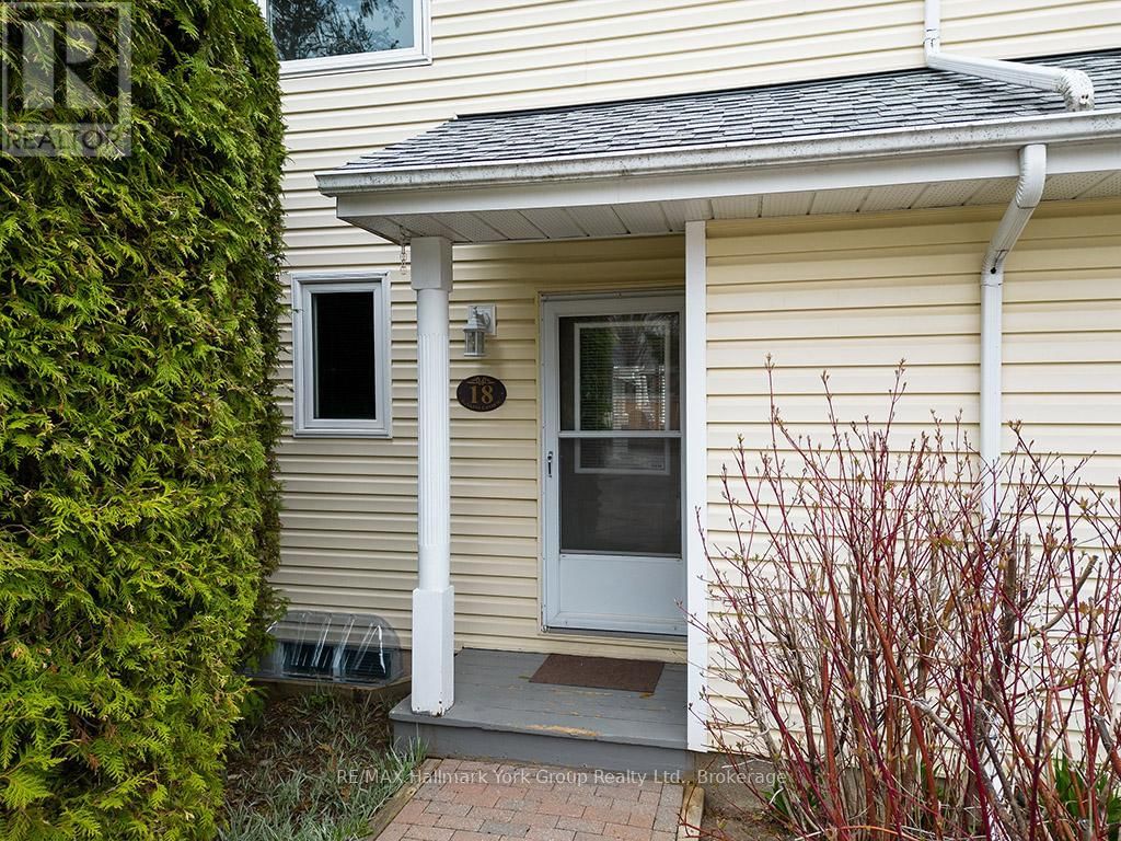 18 - 56 ALICE STREET WEST Image 2