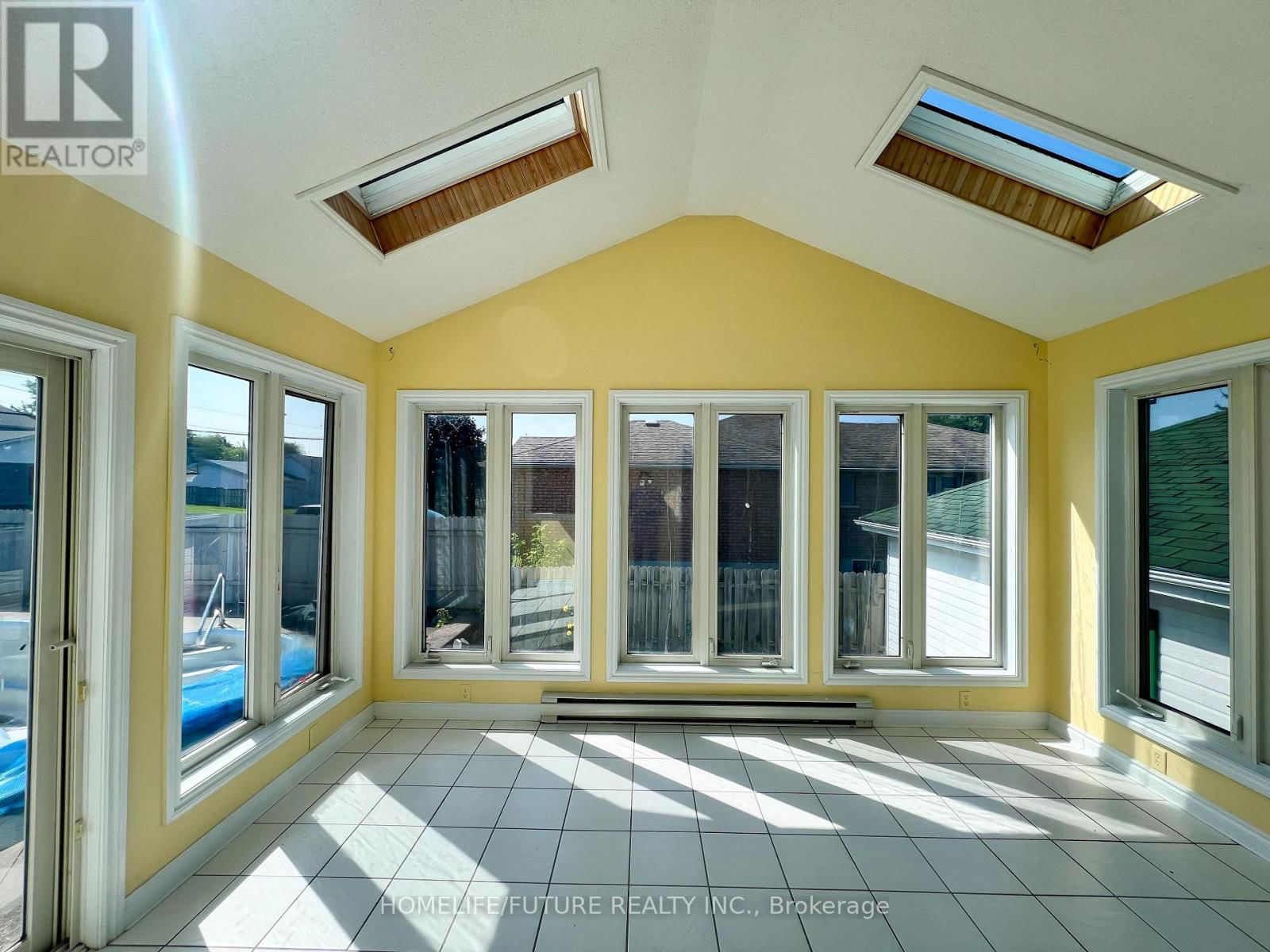 14 LATCHFORD STREET Image 11