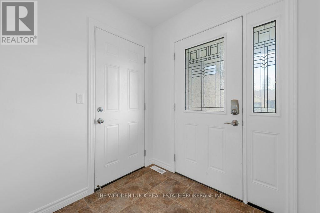 5 MITCHELL DRIVE Image 3