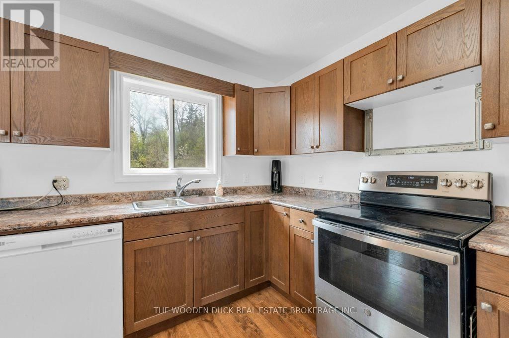 5 MITCHELL DRIVE Image 4
