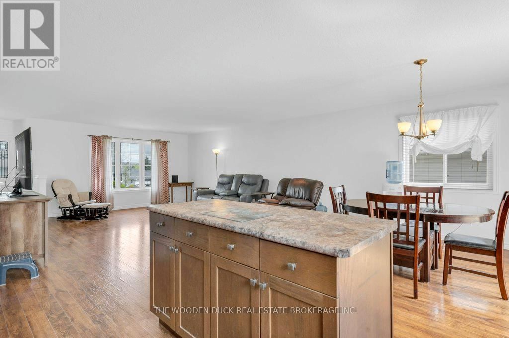 5 MITCHELL DRIVE Image 8