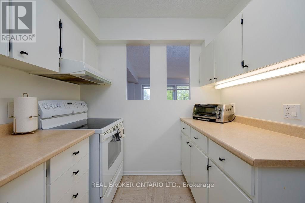 108 - 158C MCARTHUR AVENUE Image 11