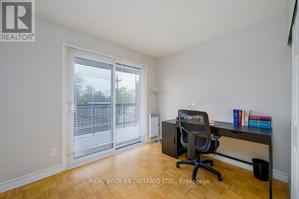108 - 158C MCARTHUR AVENUE Image 15