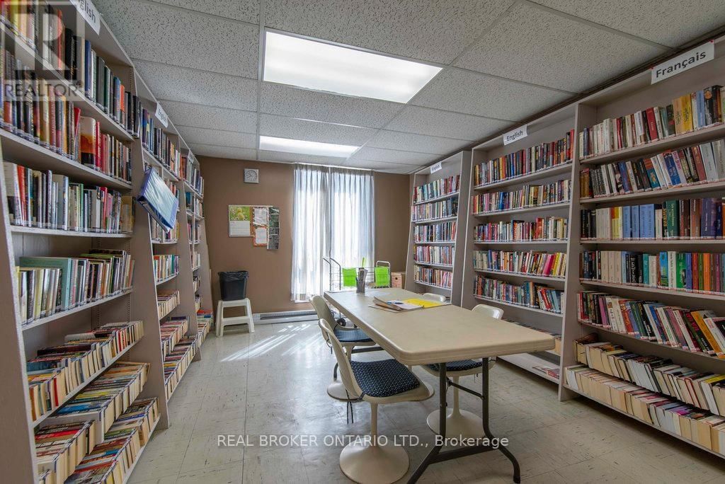 108 - 158C MCARTHUR AVENUE Image 21