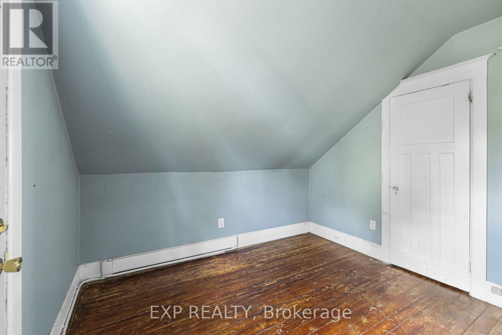 349 LUELLA STREET Image 19