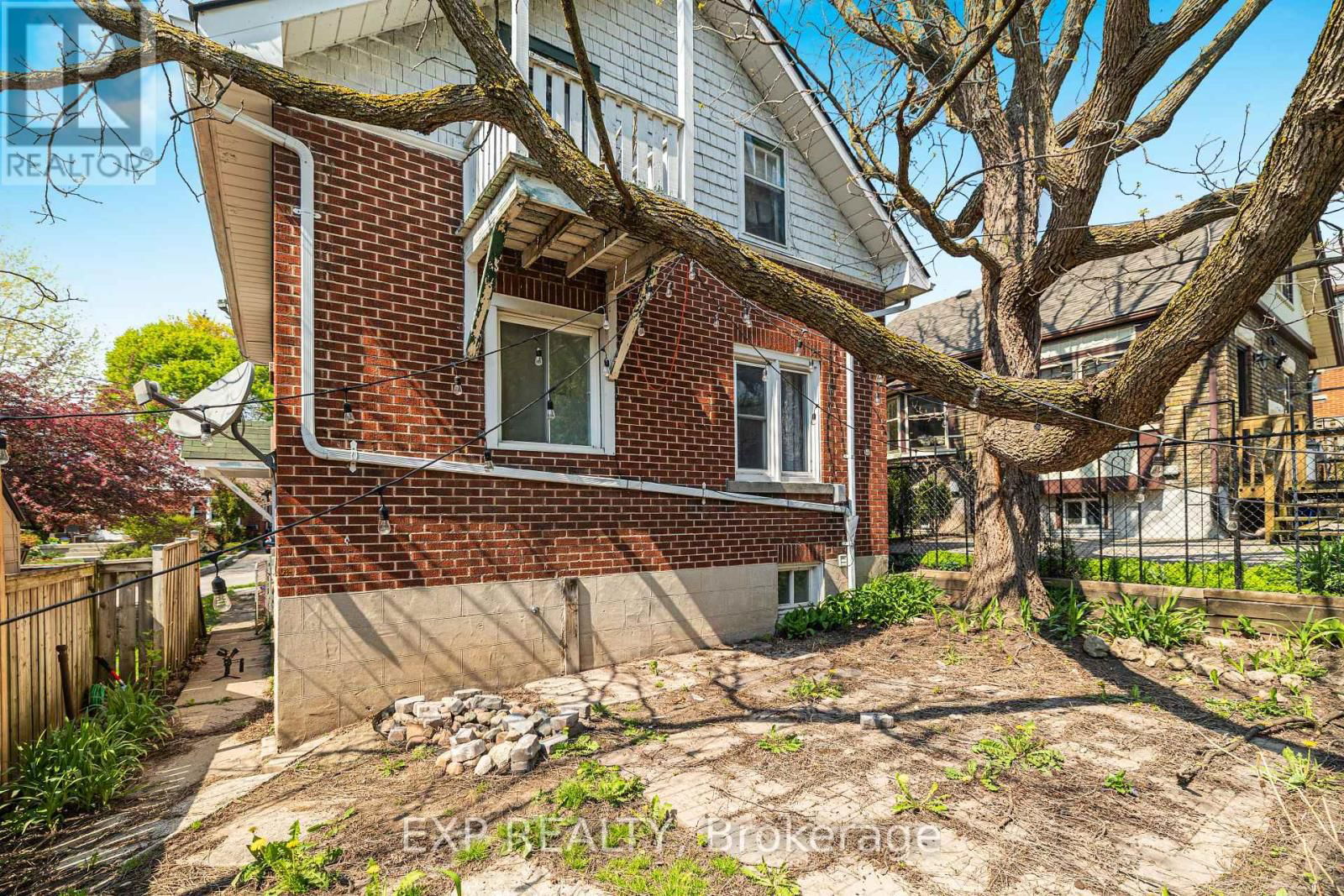 349 LUELLA STREET Image 25