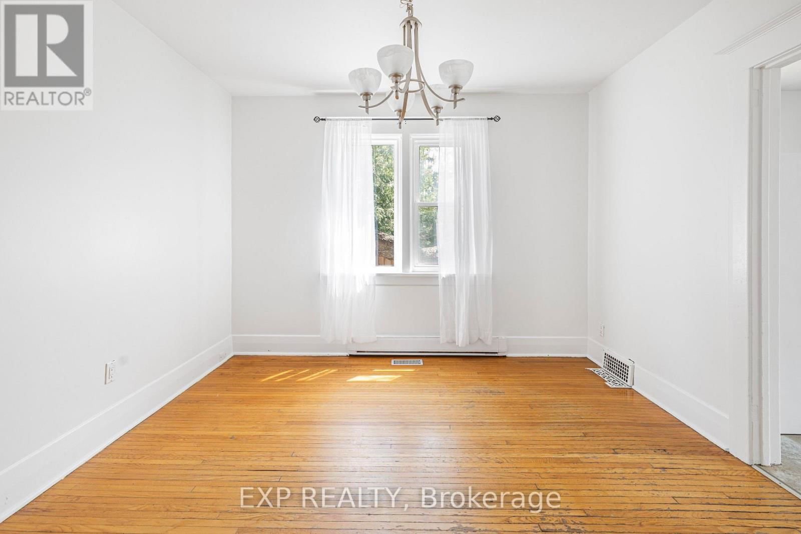 349 LUELLA STREET Image 6