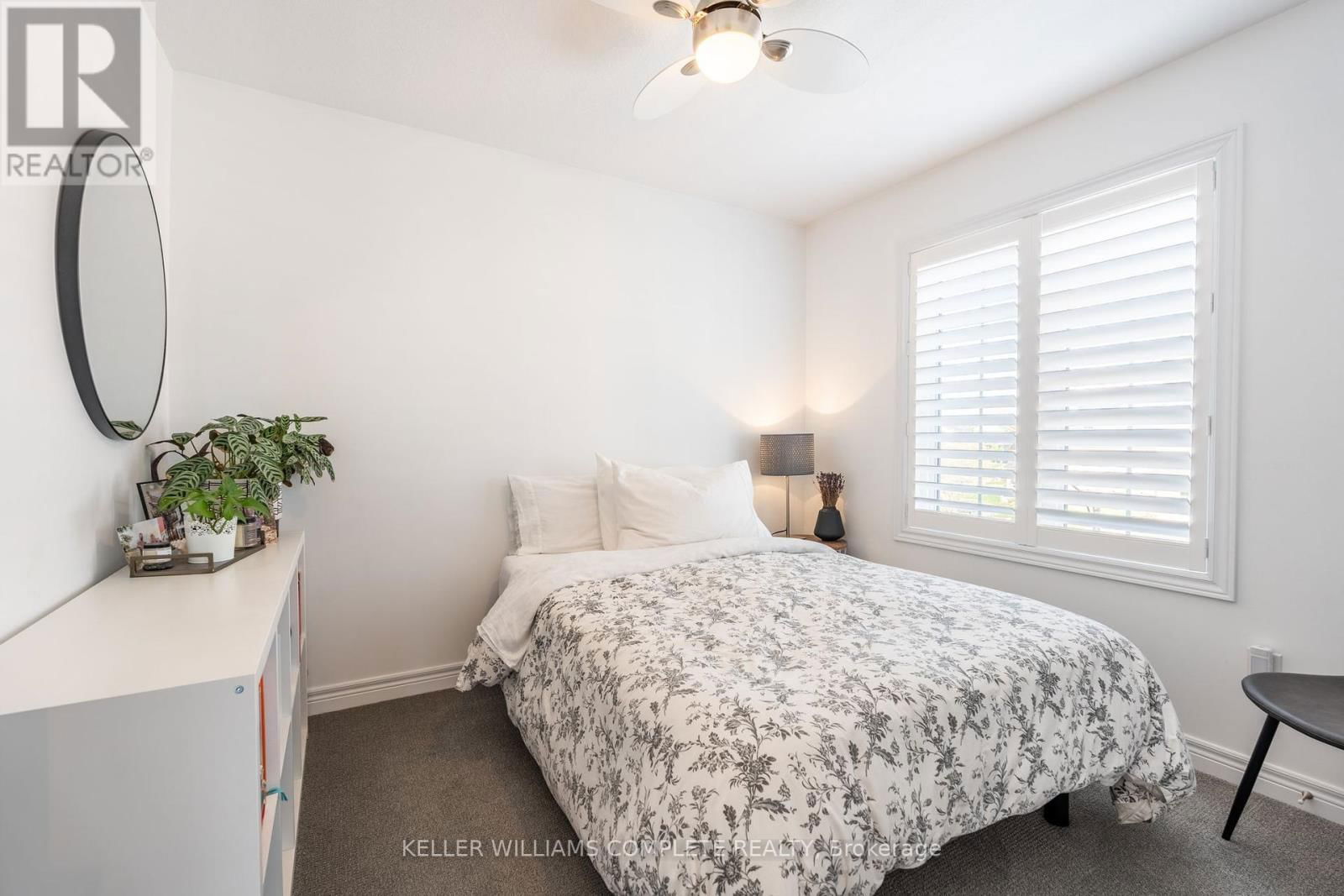 40 - 257 PARKSIDE DRIVE Image 22