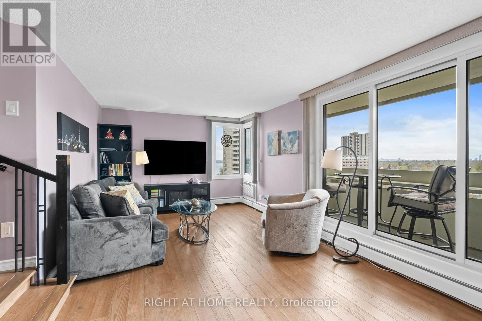 1102 - 1171 AMBLESIDE DRIVE Image 16