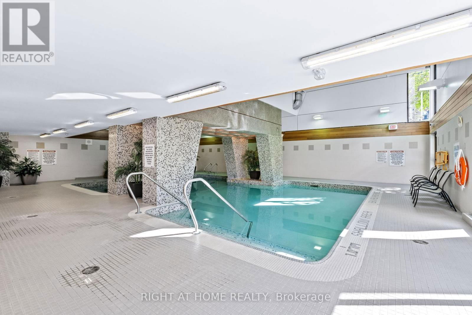 1102 - 1171 AMBLESIDE DRIVE Image 29
