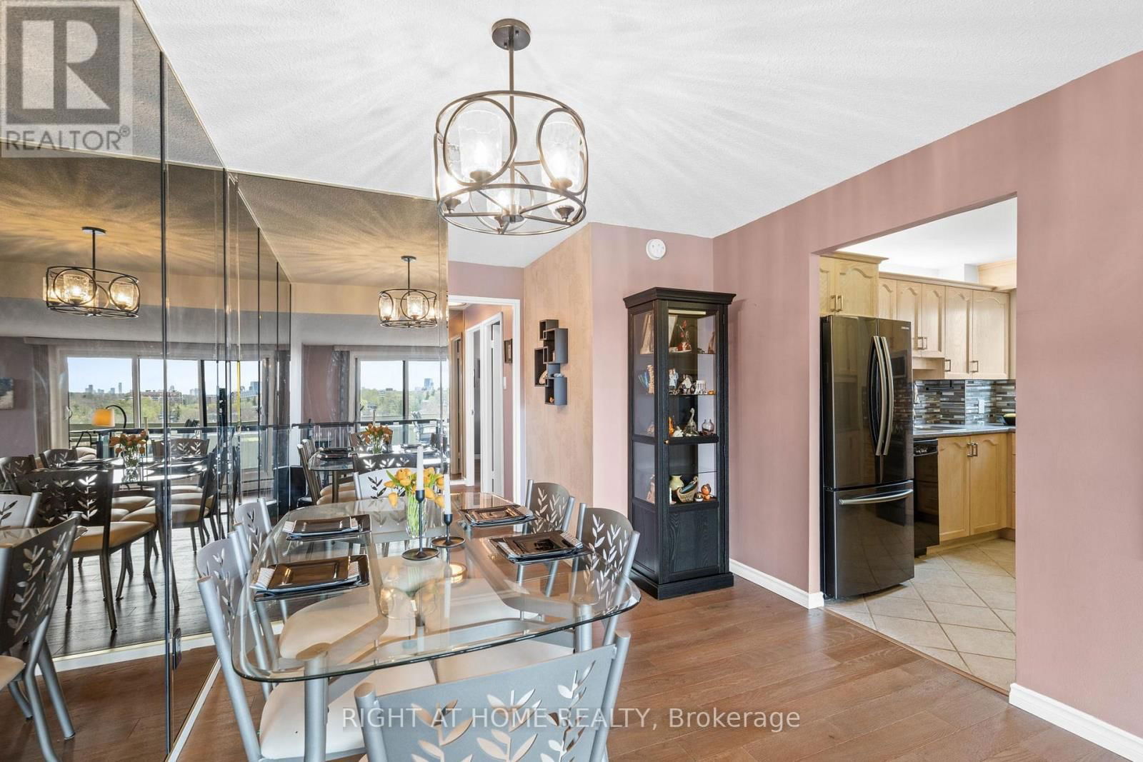 1102 - 1171 AMBLESIDE DRIVE Image 9