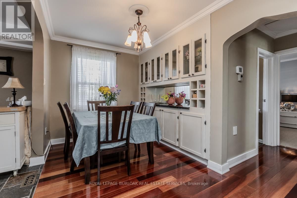 848 UPPER WELLINGTON STREET Image 19