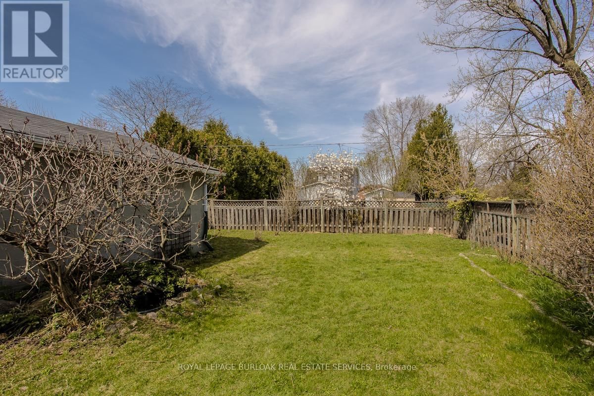 848 UPPER WELLINGTON STREET Image 9