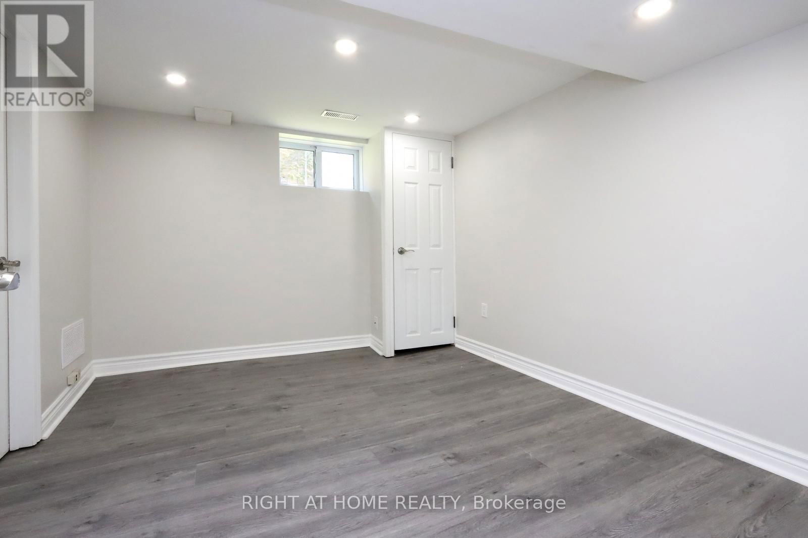 240 EAST 22ND STREET Image 28