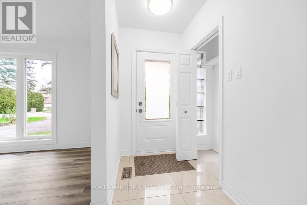 17 ROTHWELL DRIVE Image 19