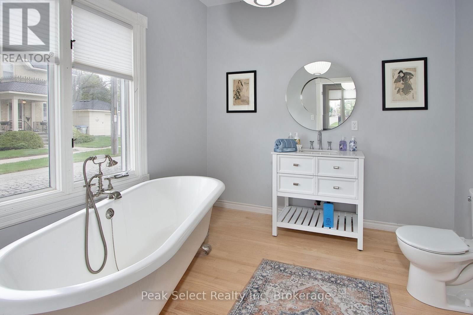 430 ALBERT STREET Image 24